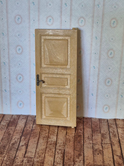 Lundby dør, håndtag