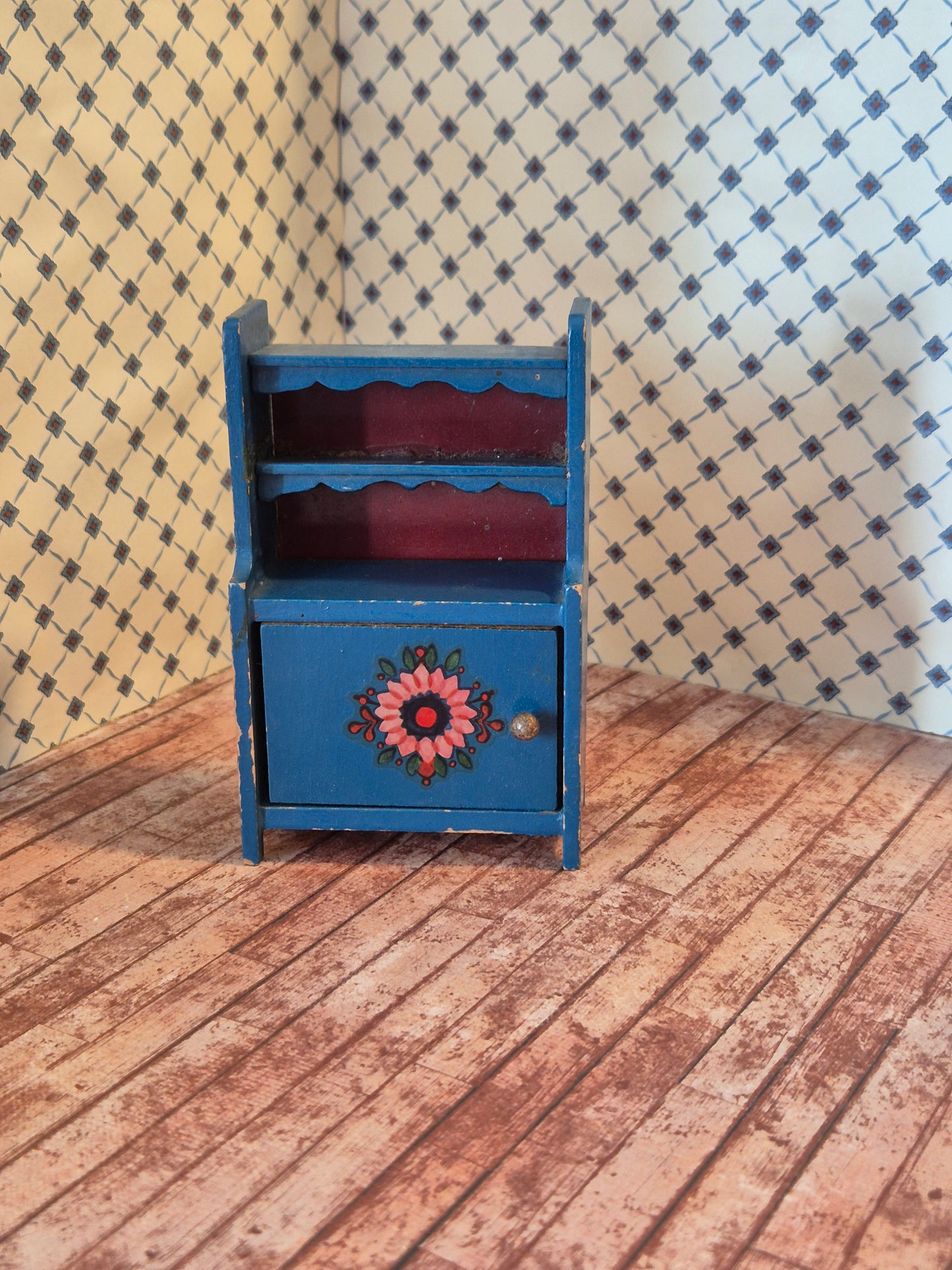Hanse skab med mangler