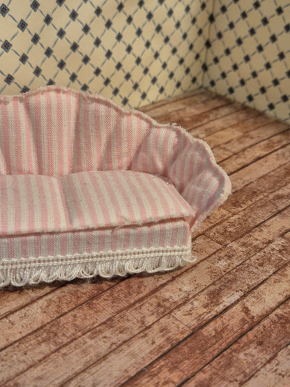 Lundby sofa