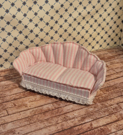 Lundby sofa
