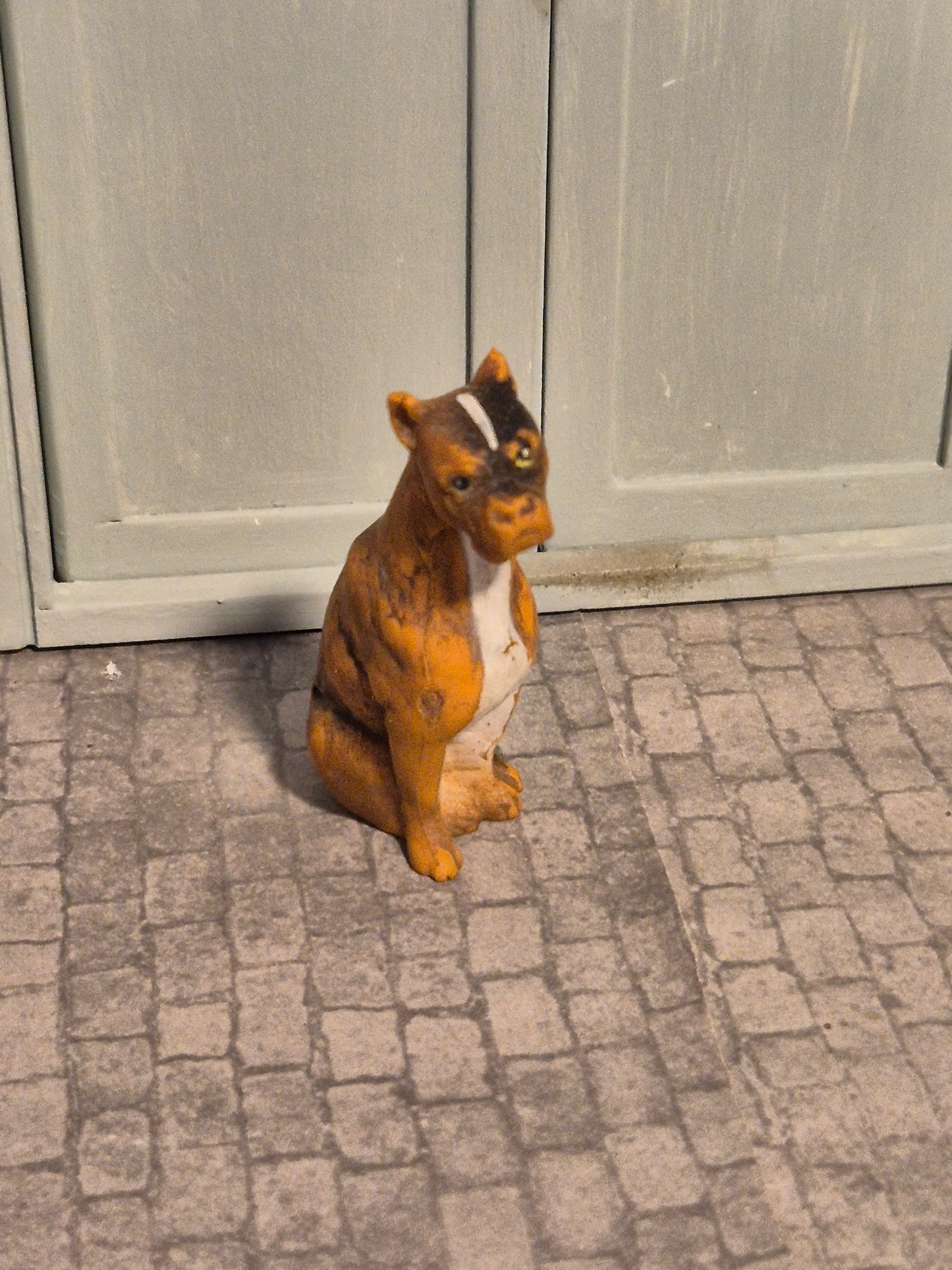Lundby hund, patina