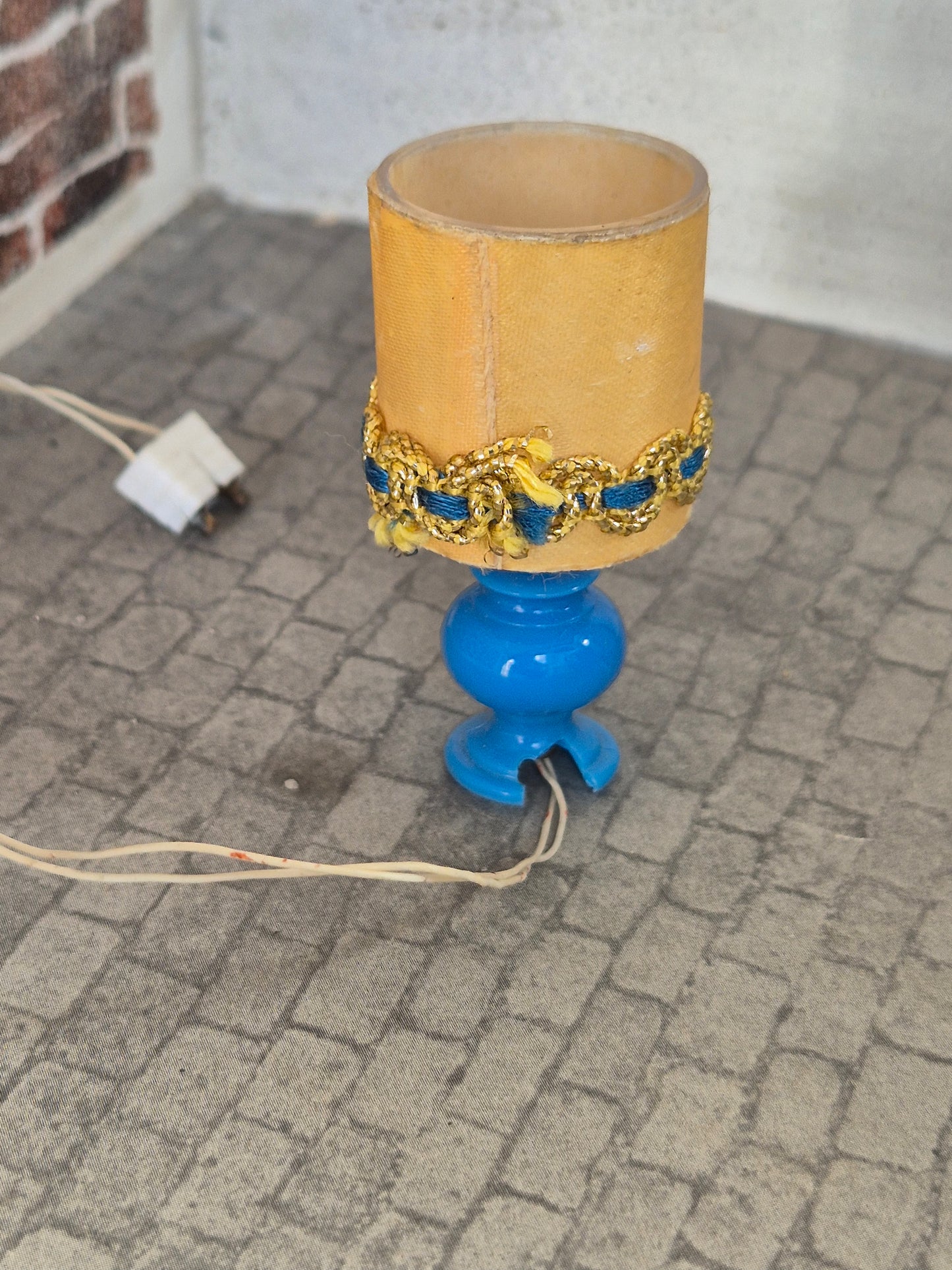 Lundby lampe med hul