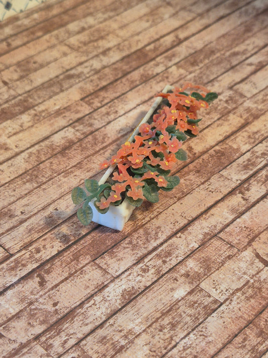 Lundby altankasse med blomster