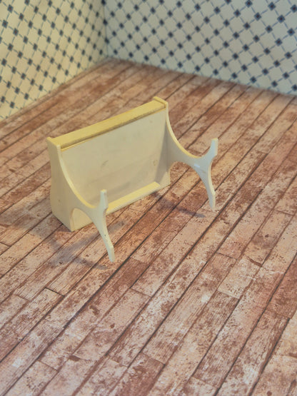 Brio sminkebord med skade