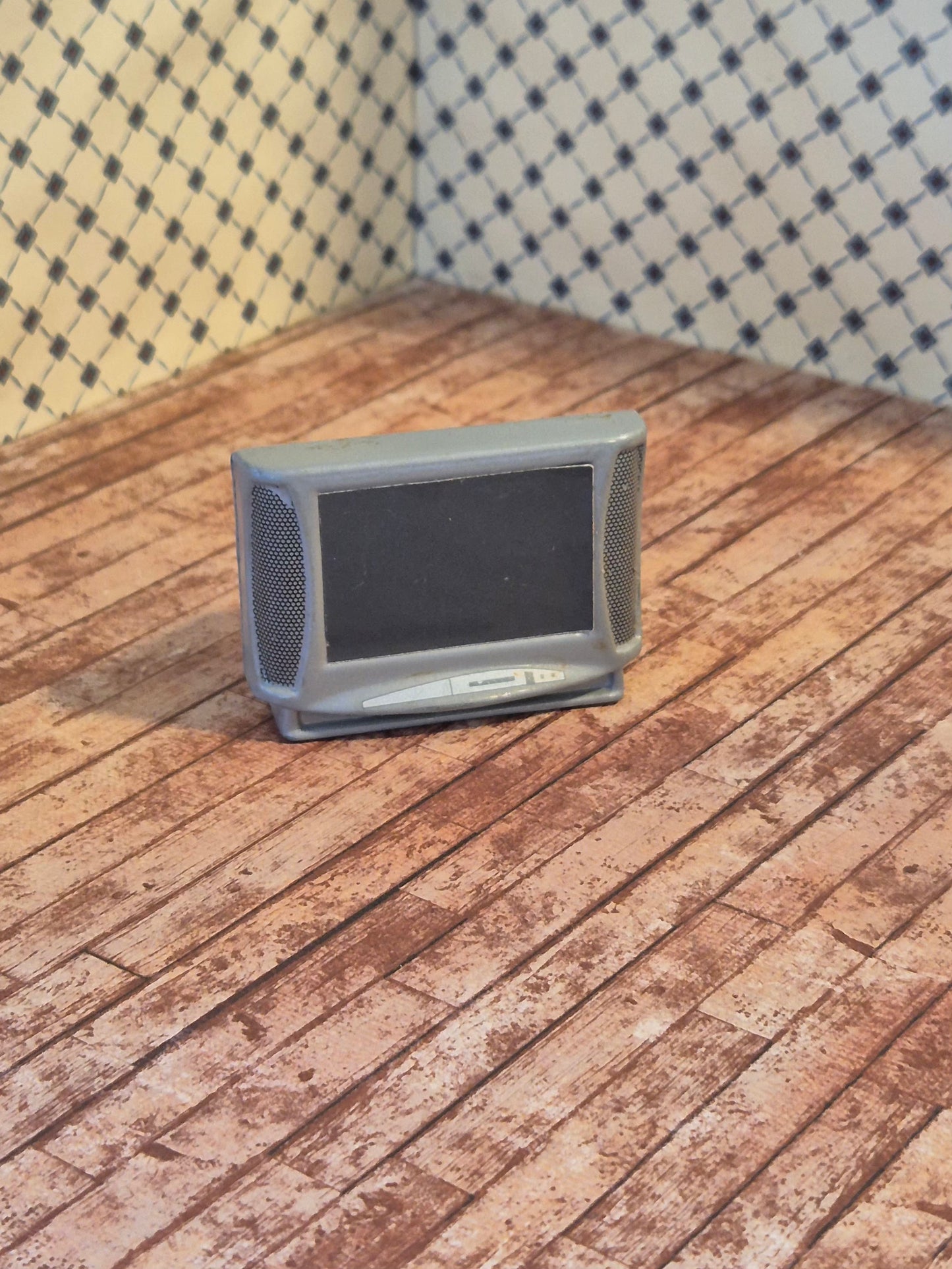 1:12 TV