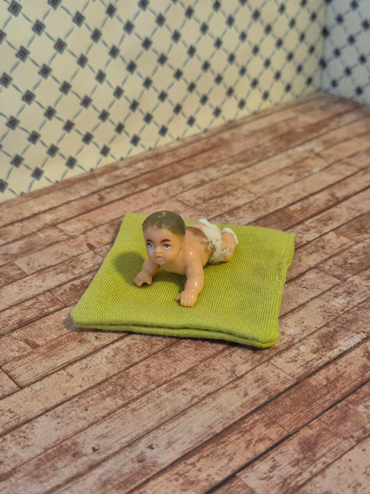 Lundby babydukke