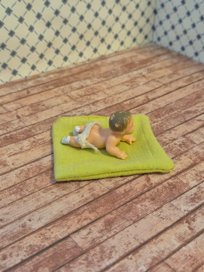 Lundby babydukke