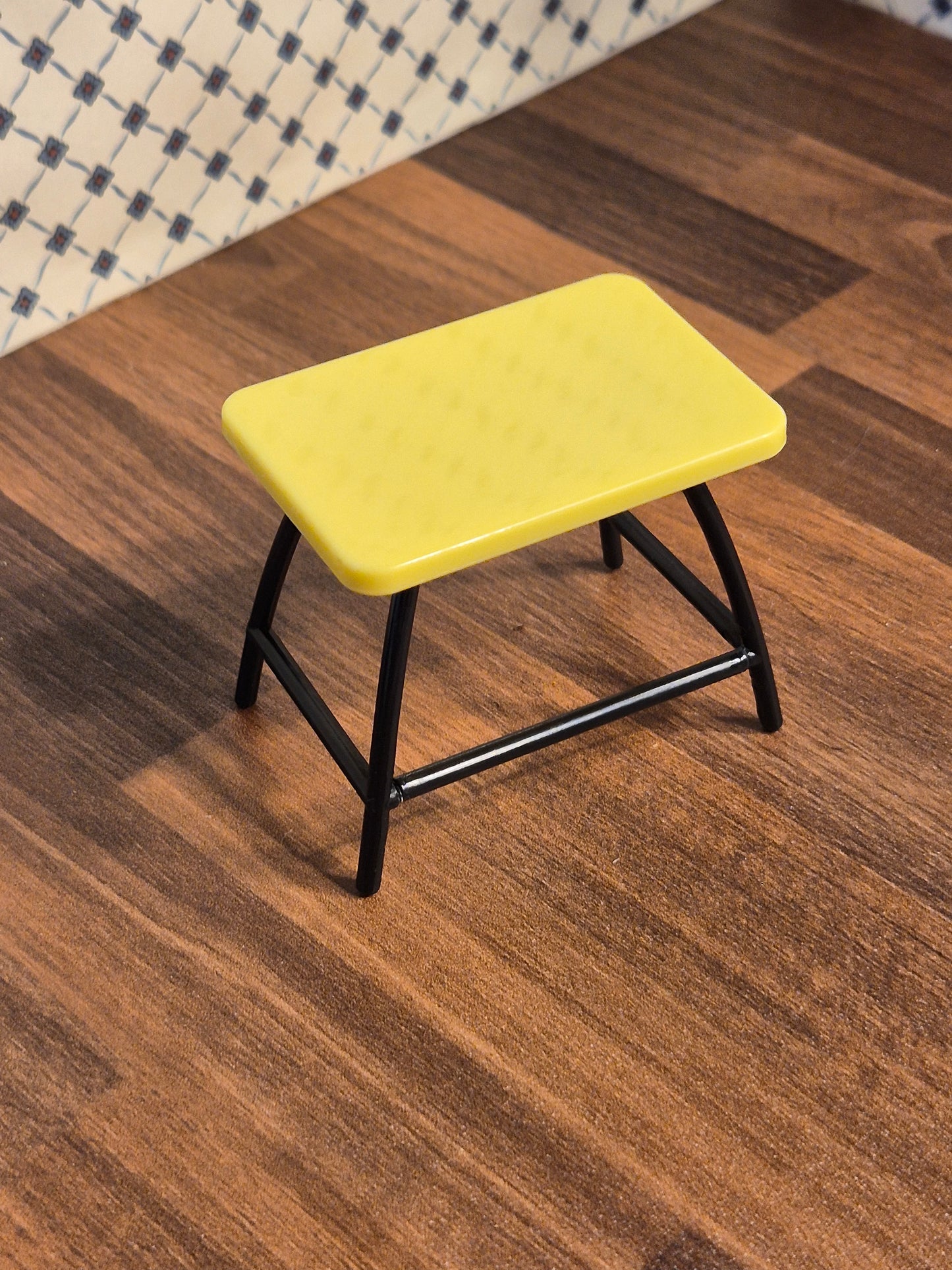 Lundby skrivebord, limet tværstang
