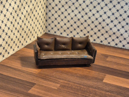 Hanse sofa med skrammer