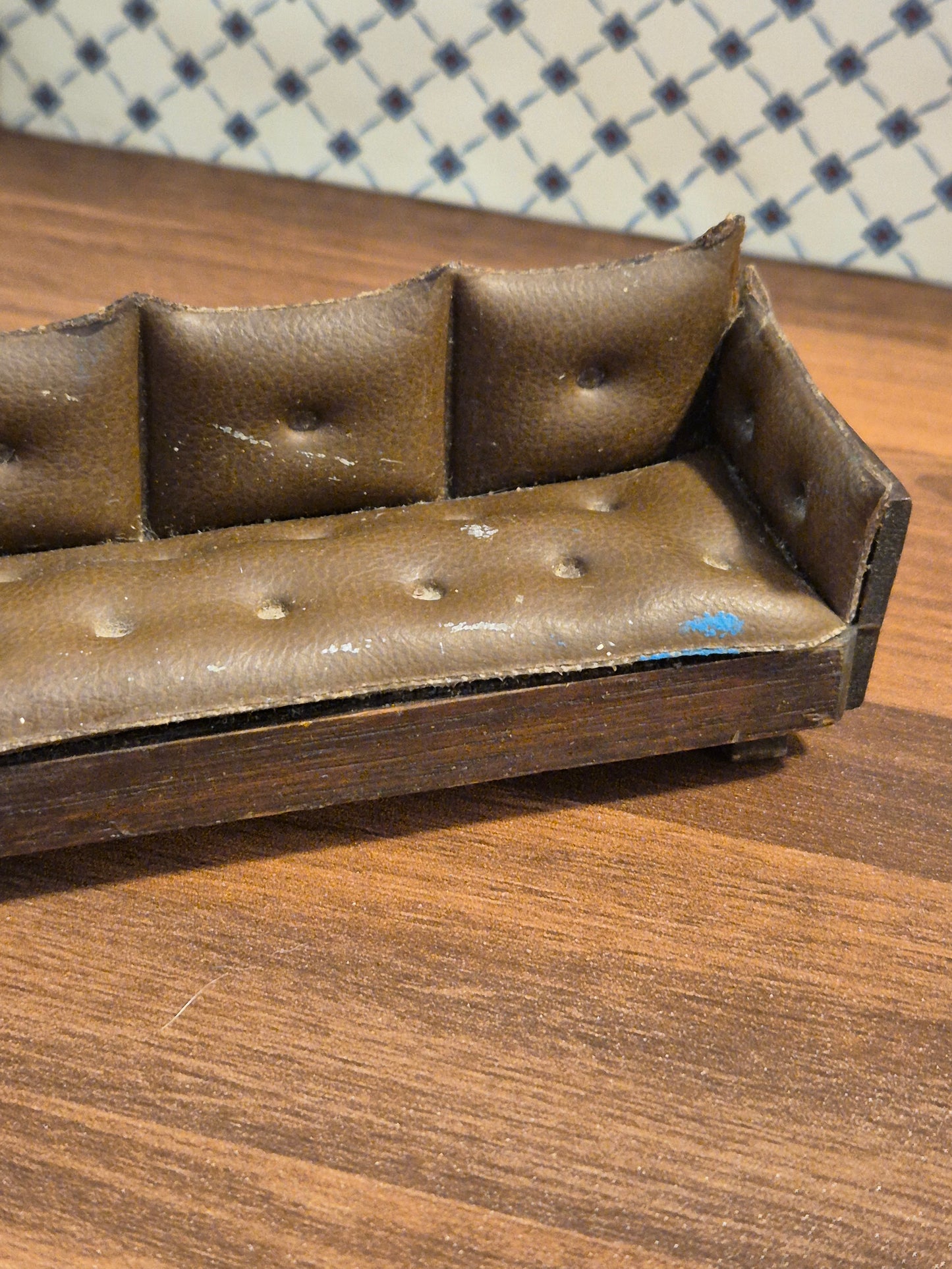 Hanse sofa med skrammer