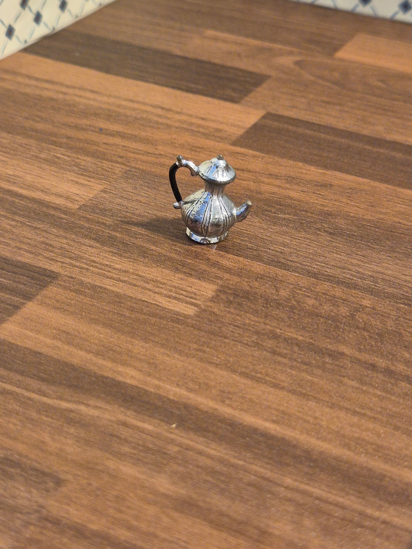Lundby kaffekande, knækket tud