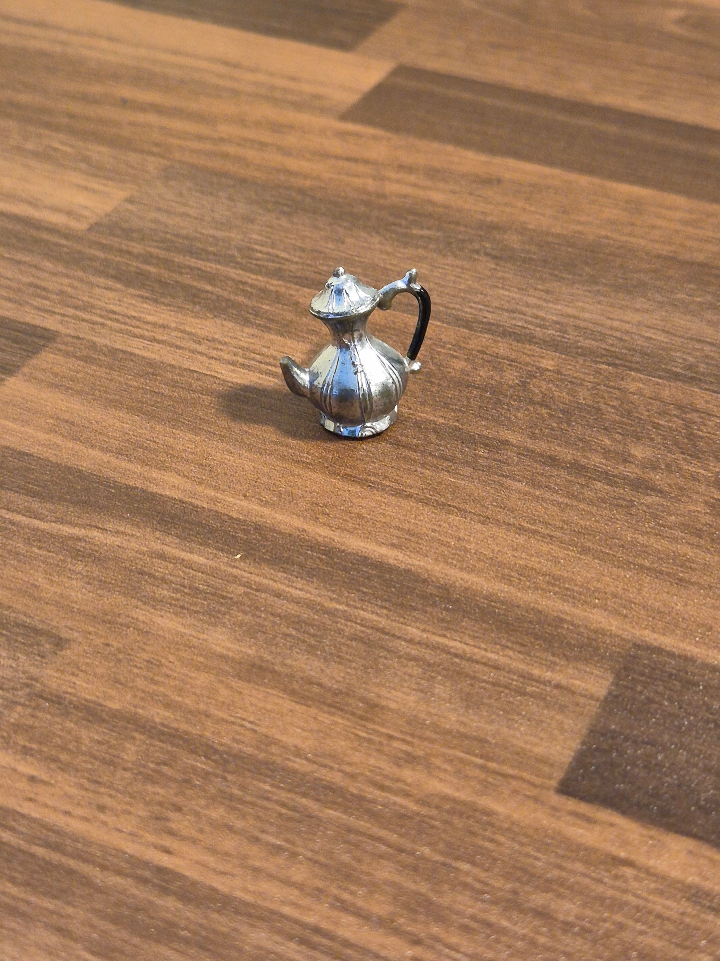 Lundby kaffekande, knækket tud