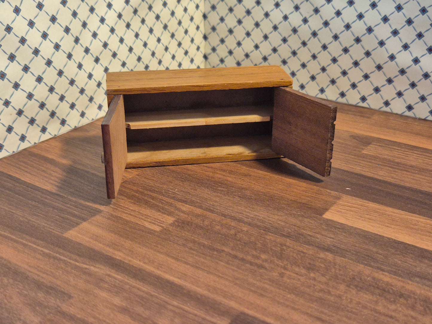 Lundby skab uden ben