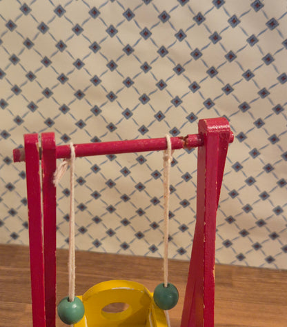 Lundby gynge med skade