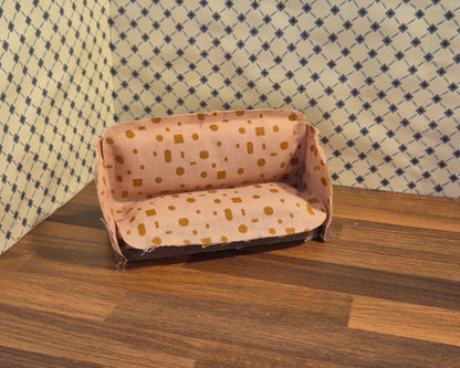 1:16 sofa