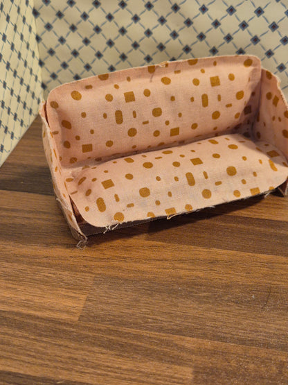 1:16 sofa