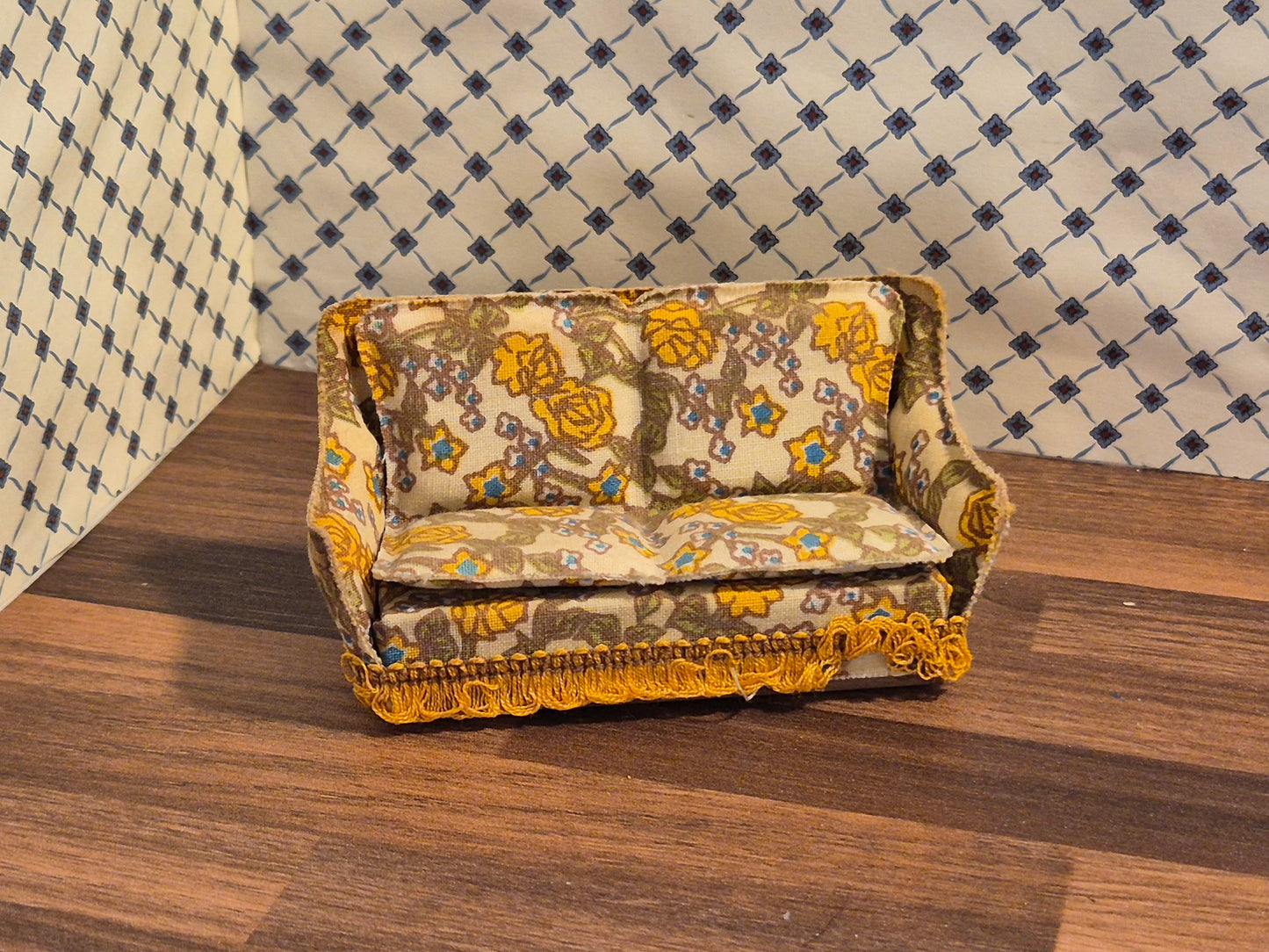 Lundby  sofa