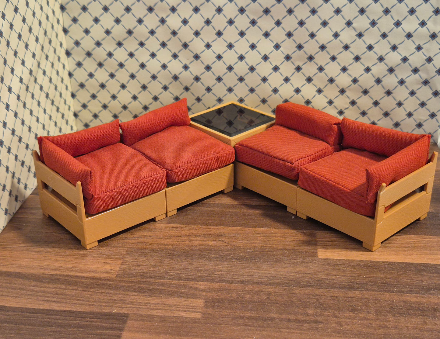 TOMY  sofa