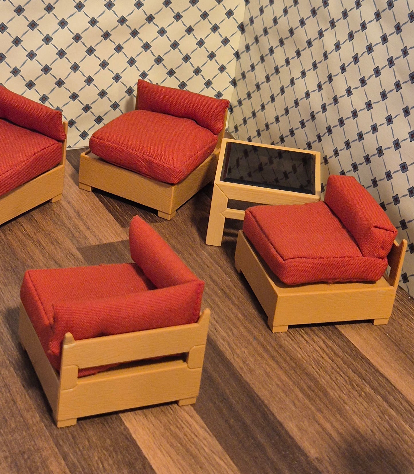 TOMY  sofa