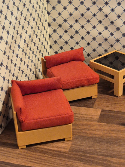TOMY  sofa