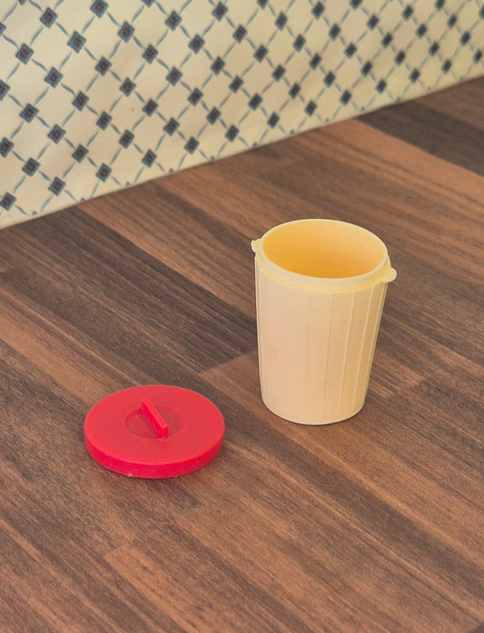 Caroline  Home  skraldespand
