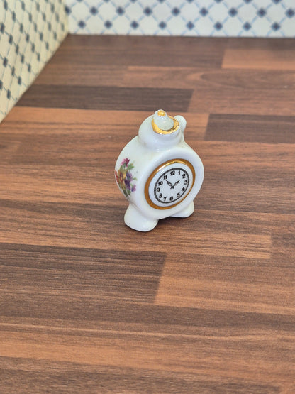 Større porcelæn ur