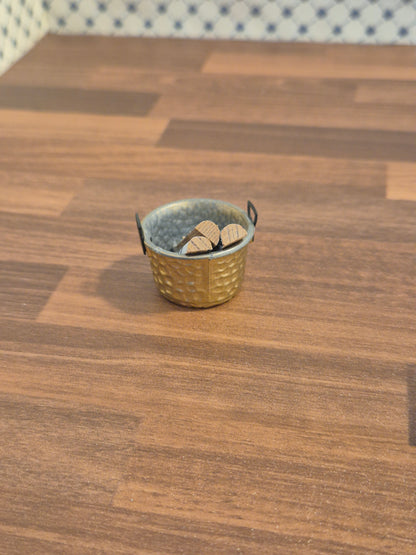 Lundby  brændekurv
