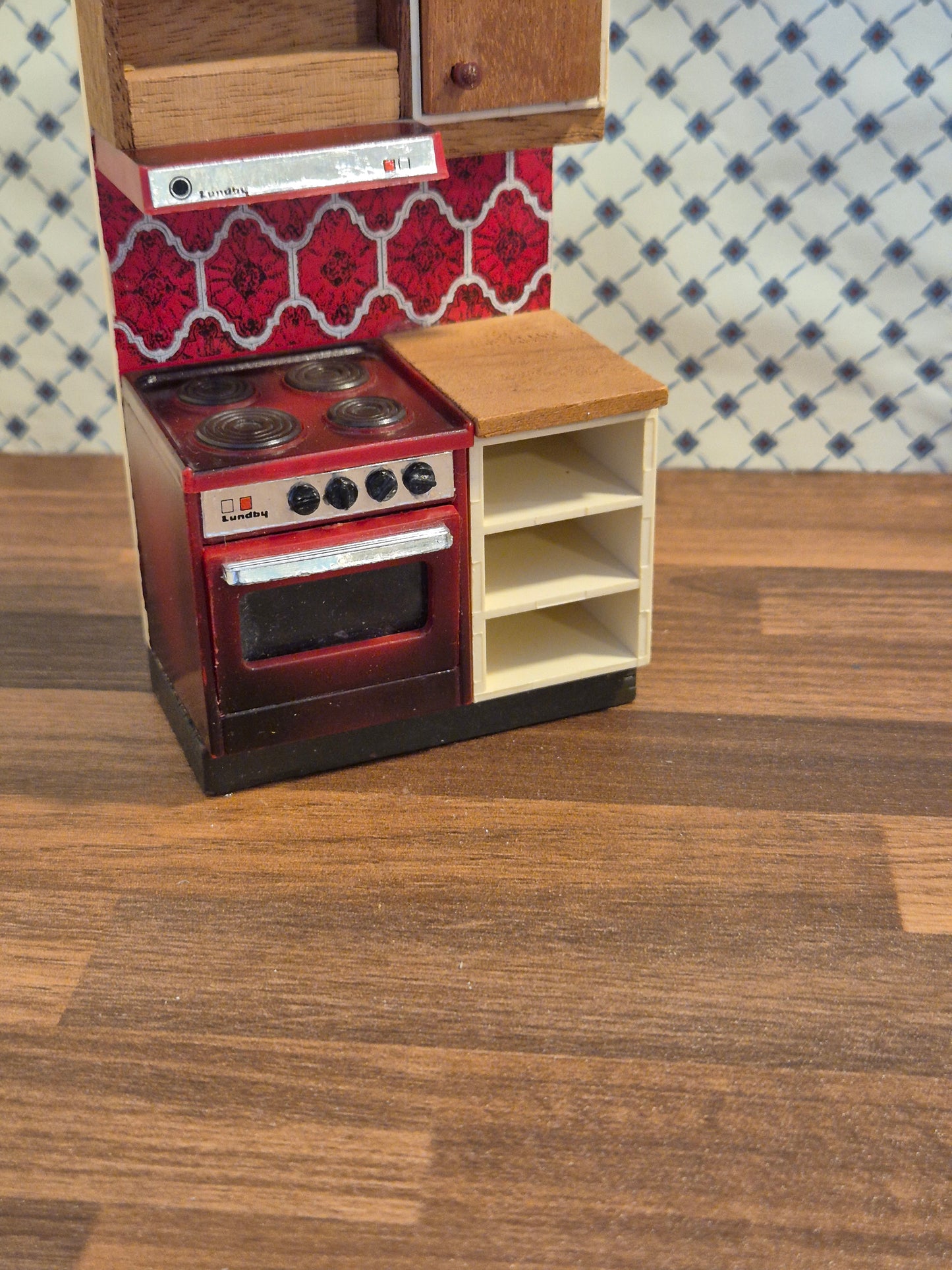 Lundby  komfur med mangler