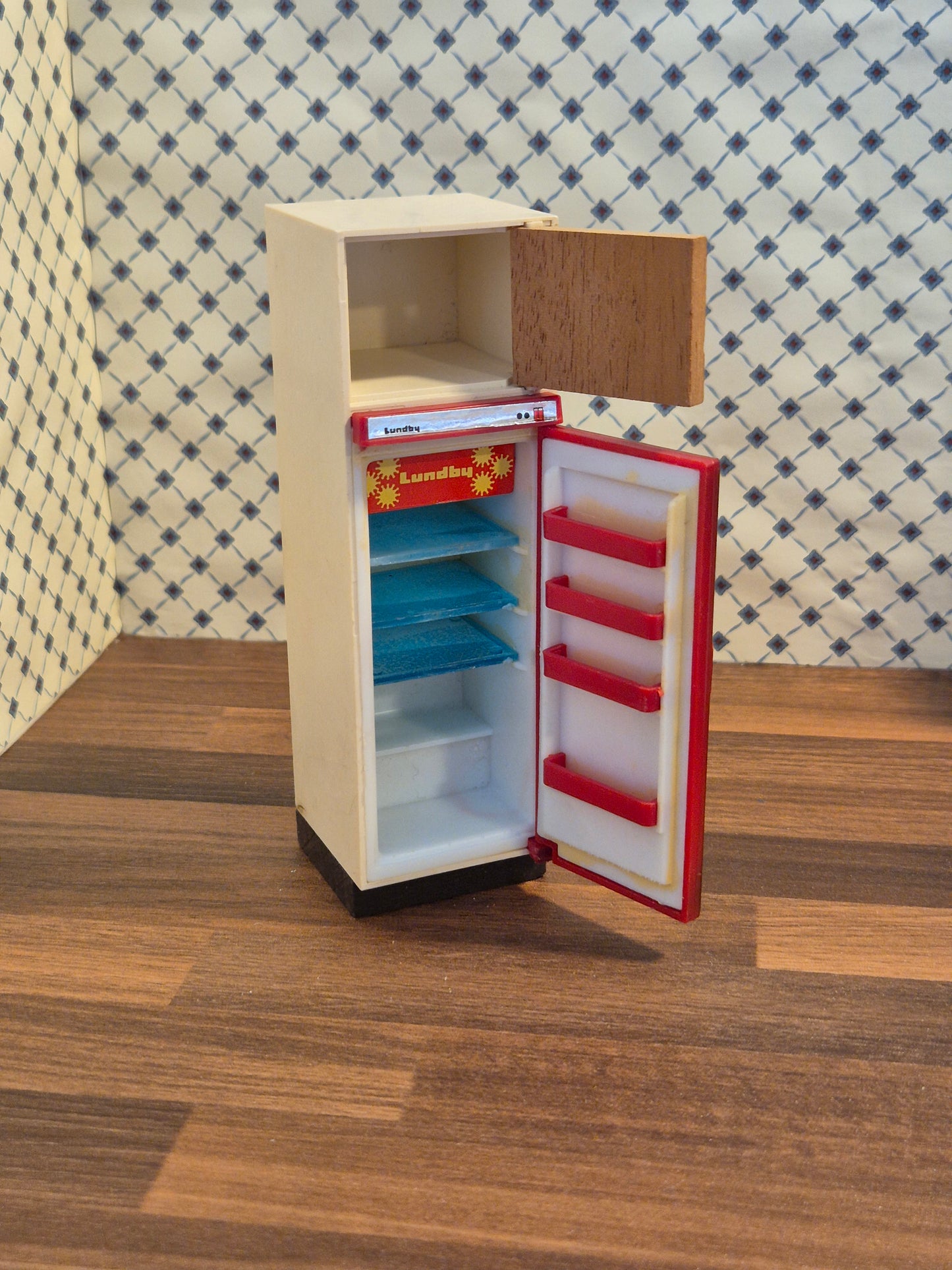 Lundby  køleskab