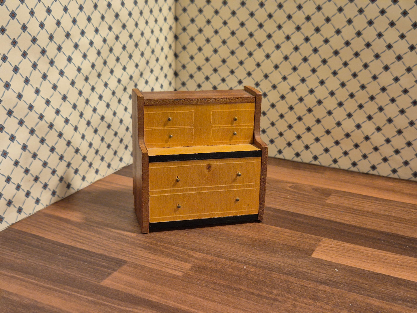 Vintage 1:16 møbel