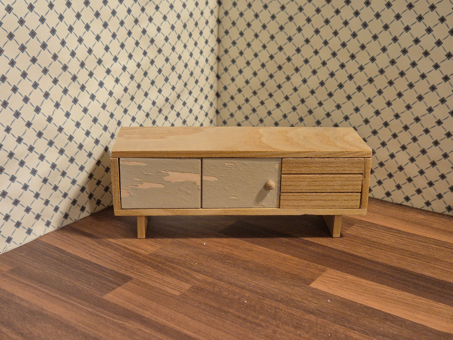 Vintage 1:10 skænk