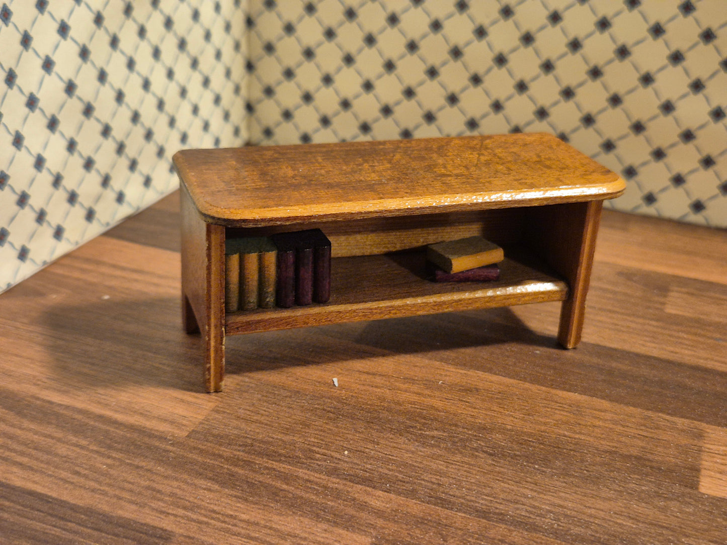 Vintage 1:16 reol