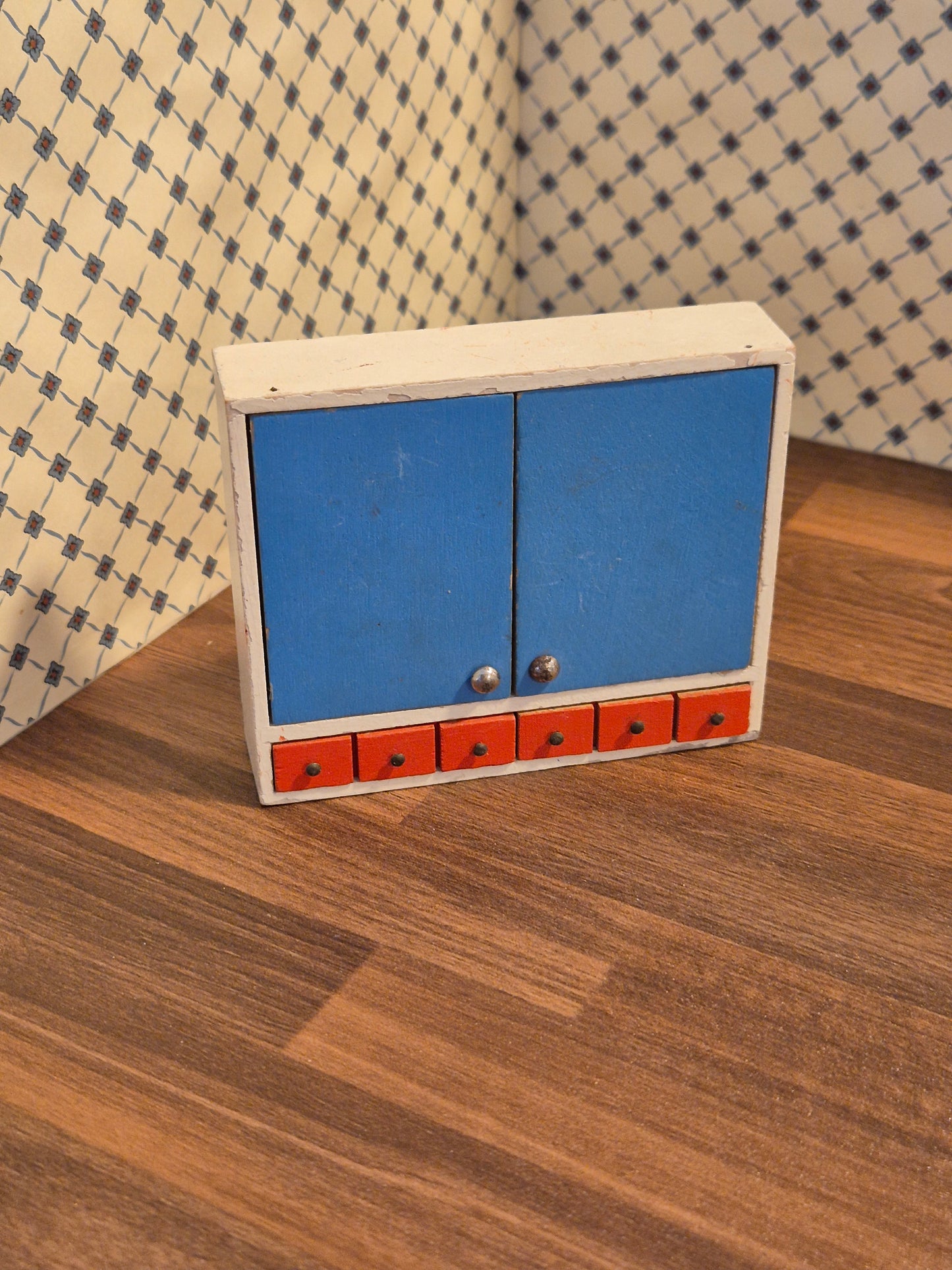 Lundby  køkkenskab