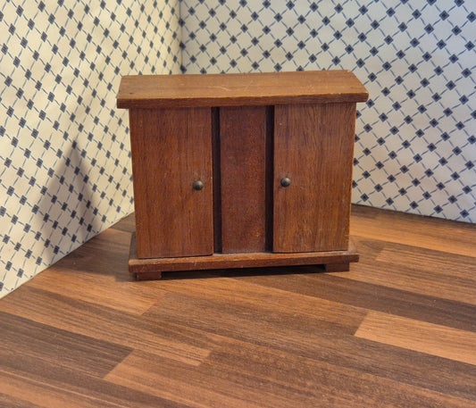 Vintage klædeskab