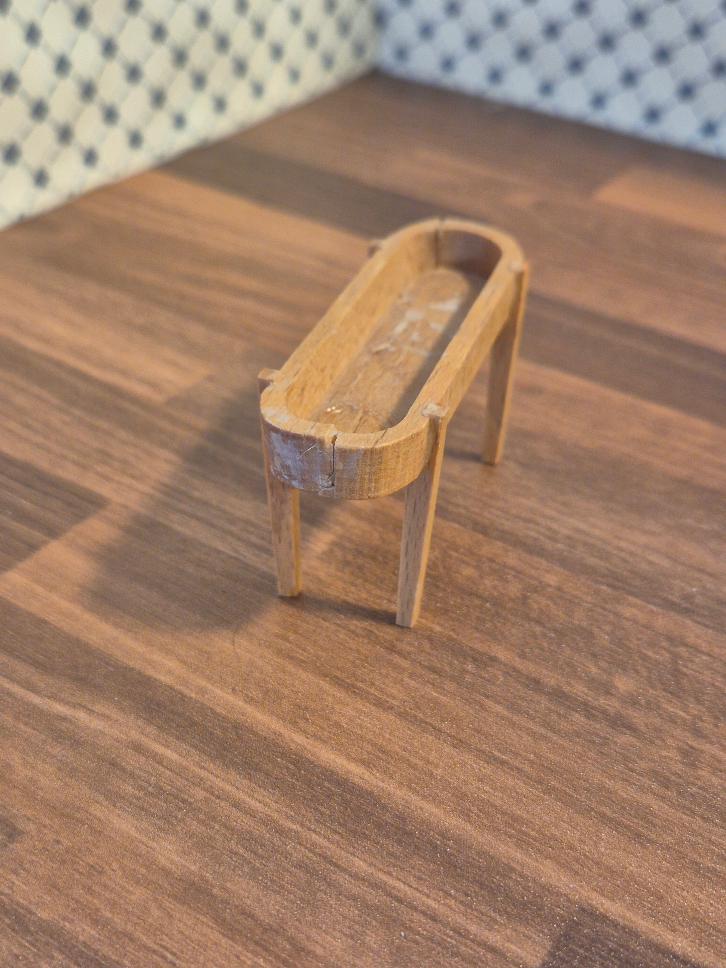 Lundby blomsterkumme, revne