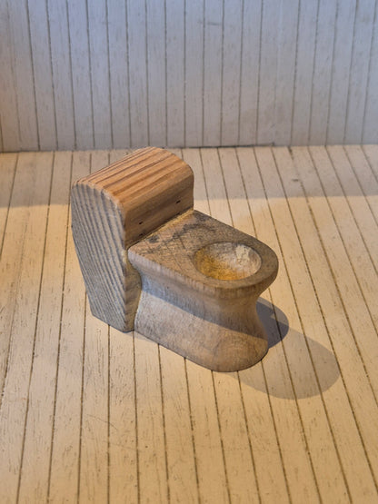Lerro toilet