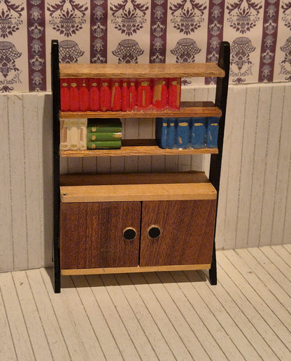 Lundby reol, knækket fod