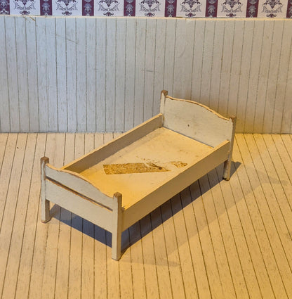 Lundby hvid træseng